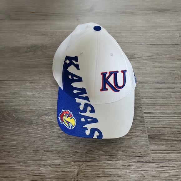 VTG Adidas Kansas Jayhawks KU Half Mesh Fitted Dad Hat Size L/XL - Picture 1 of 4